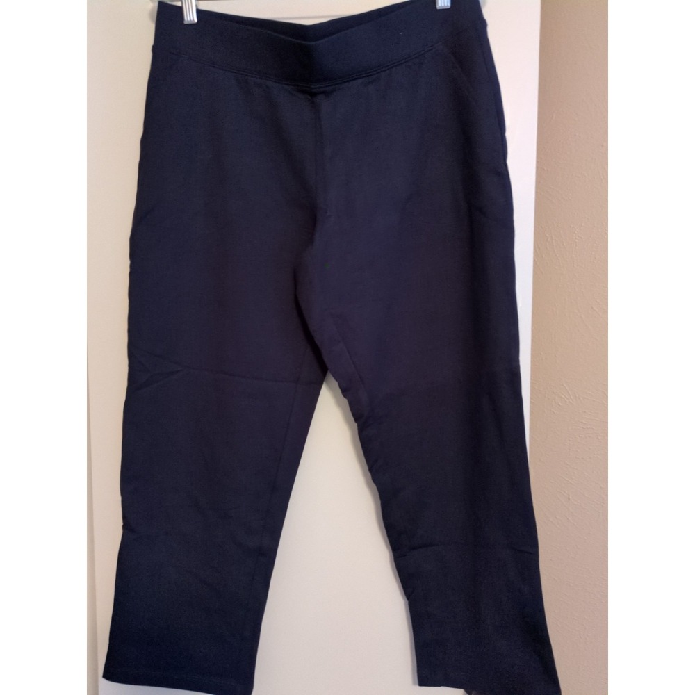 D&Co Women's Medium Navy Blue Capri Active Pants